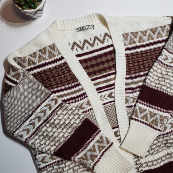 Chloe K Sweaters - Chloe K Patterned Open Sweater